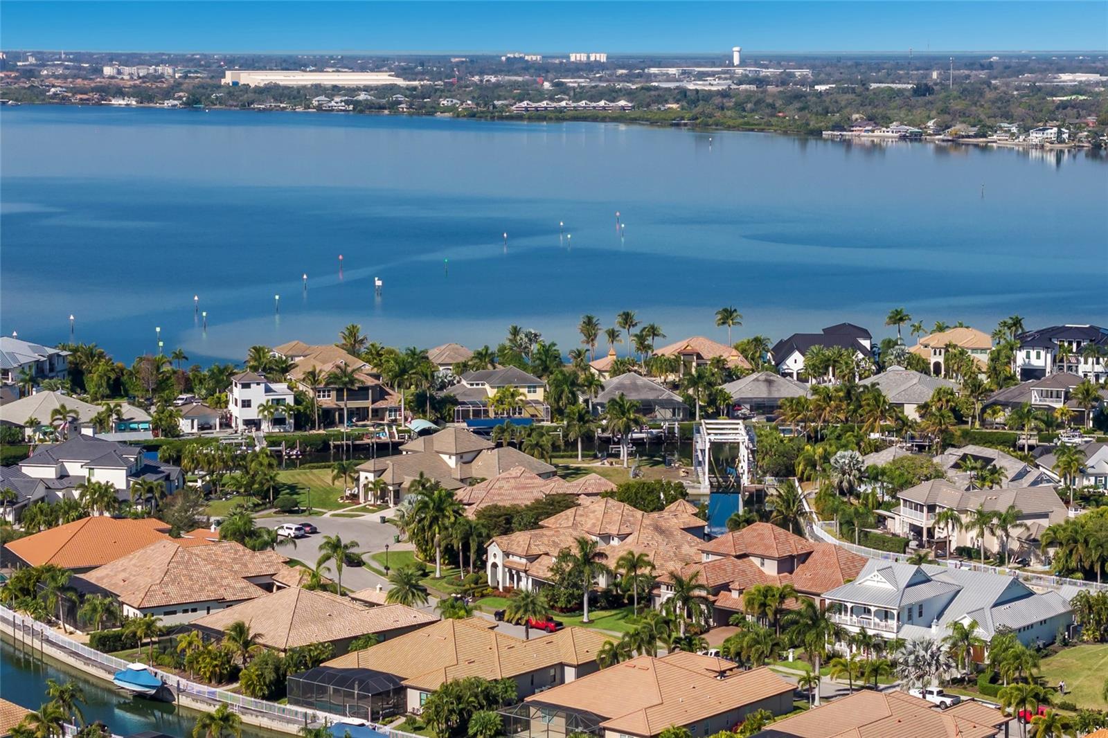 Image 63 of 71 For 512 Mast Drive