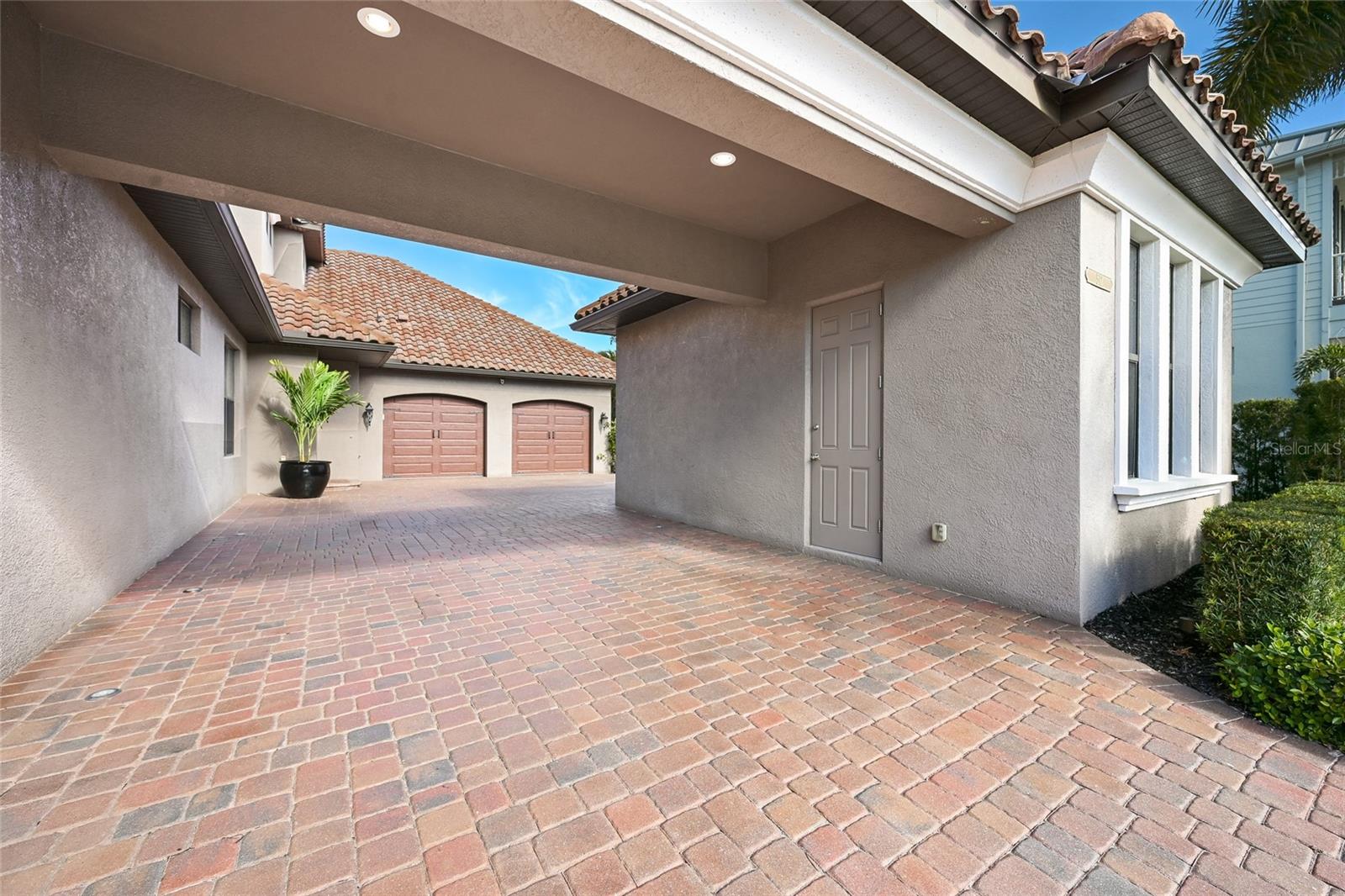 Image 68 of 71 For 512 Mast Drive