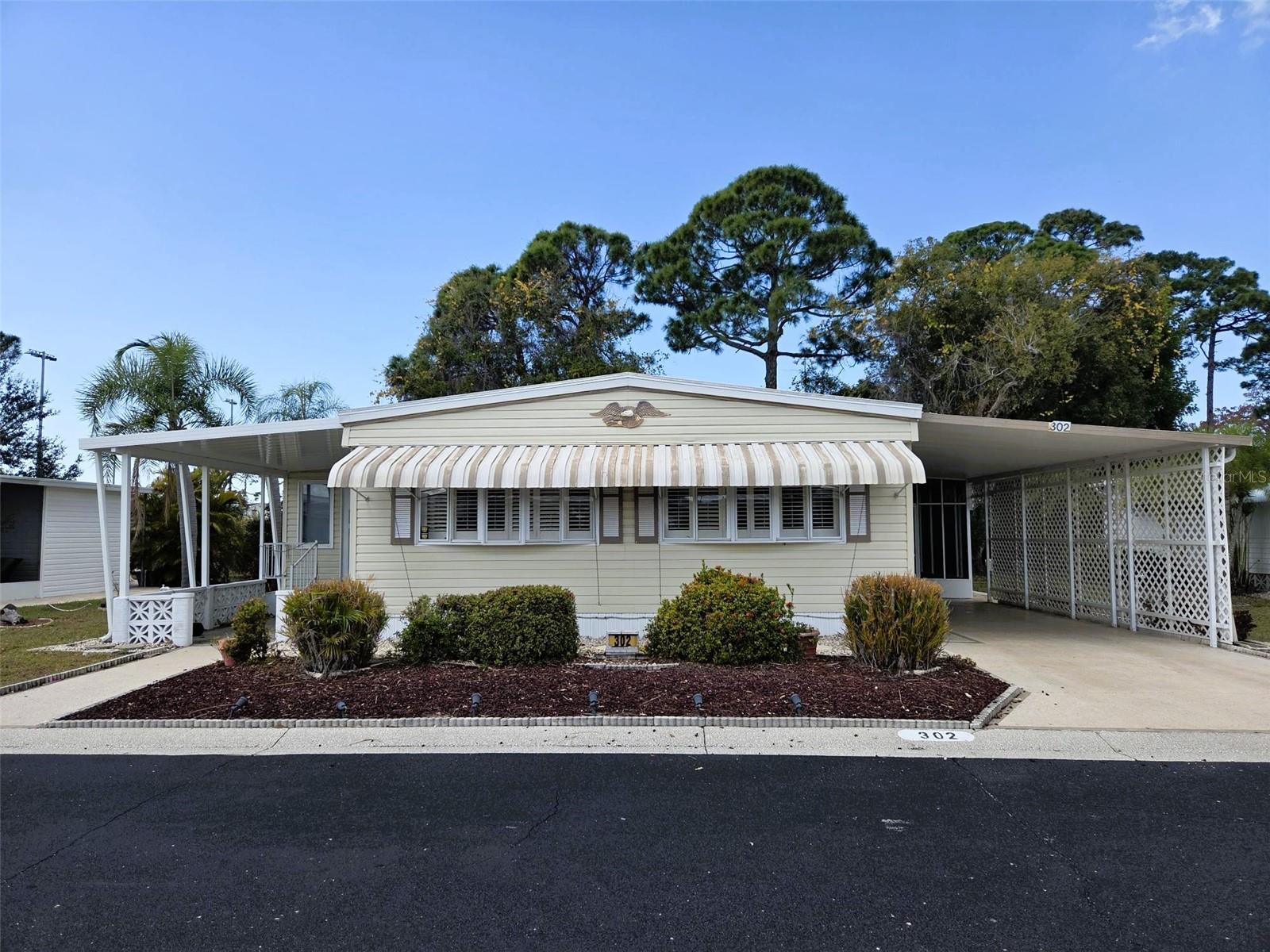 Details for 302 Oakwood Boulevard, SARASOTA, FL 34237