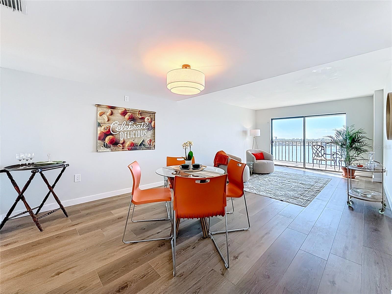 Image 15 of 62 For 7050 Sunset Drive S 912