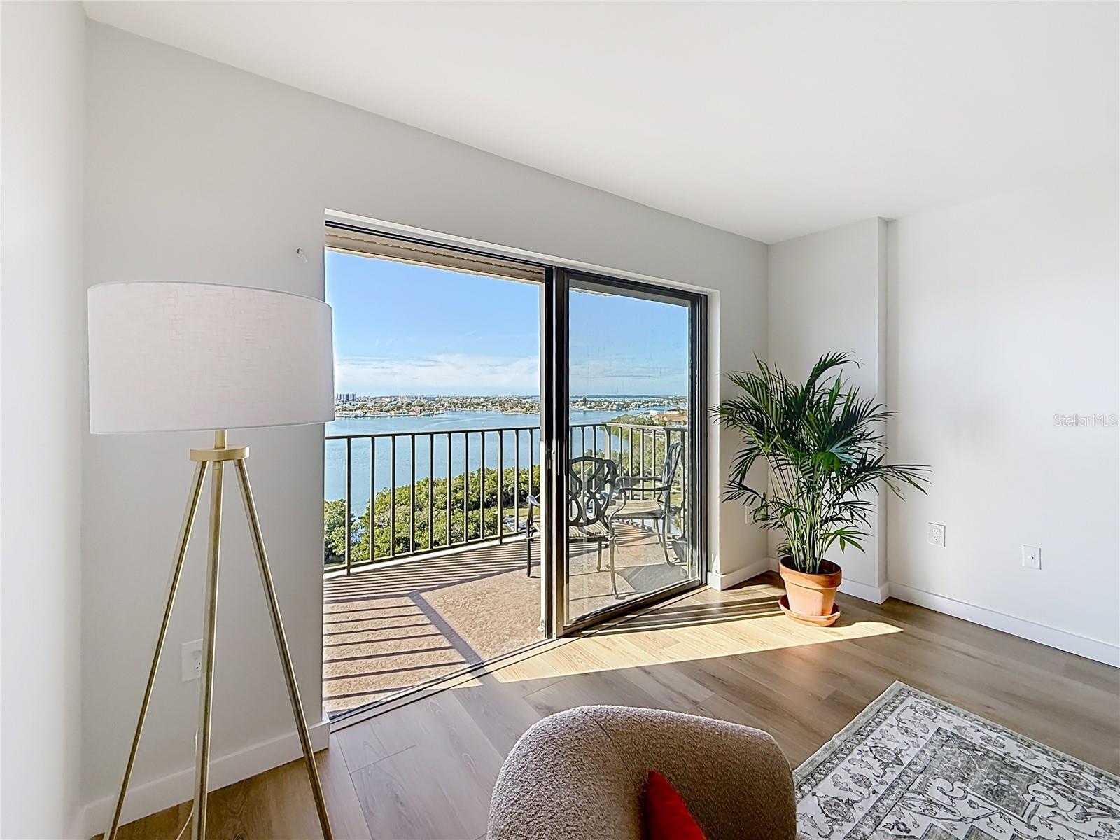 Image 22 of 62 For 7050 Sunset Drive S 912