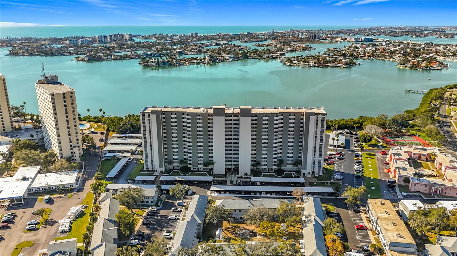 Image 3 of 62 For 7050 Sunset Drive S 912