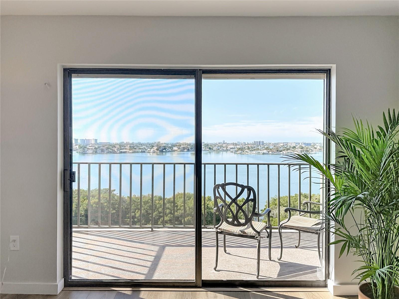 Image 35 of 62 For 7050 Sunset Drive S 912