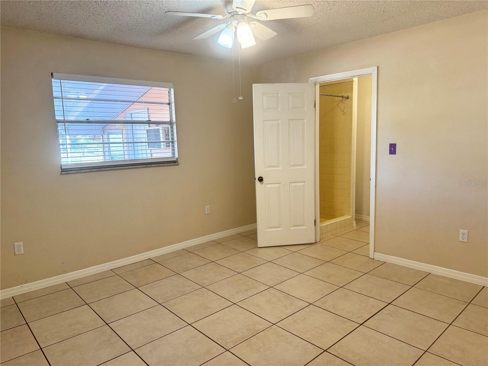 Image 12 of 22 For 12438 Poem Avenue