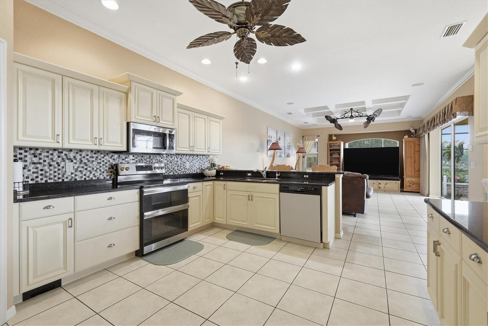 Image 15 of 42 For 6151 9th Avenue Circle Ne