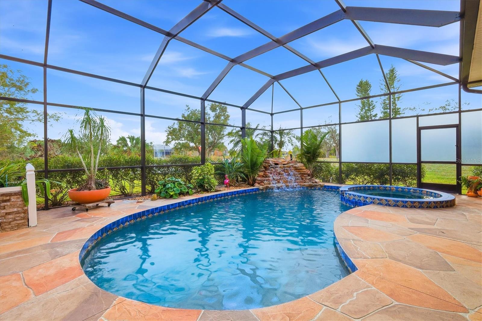 Image 32 of 42 For 6151 9th Avenue Circle Ne