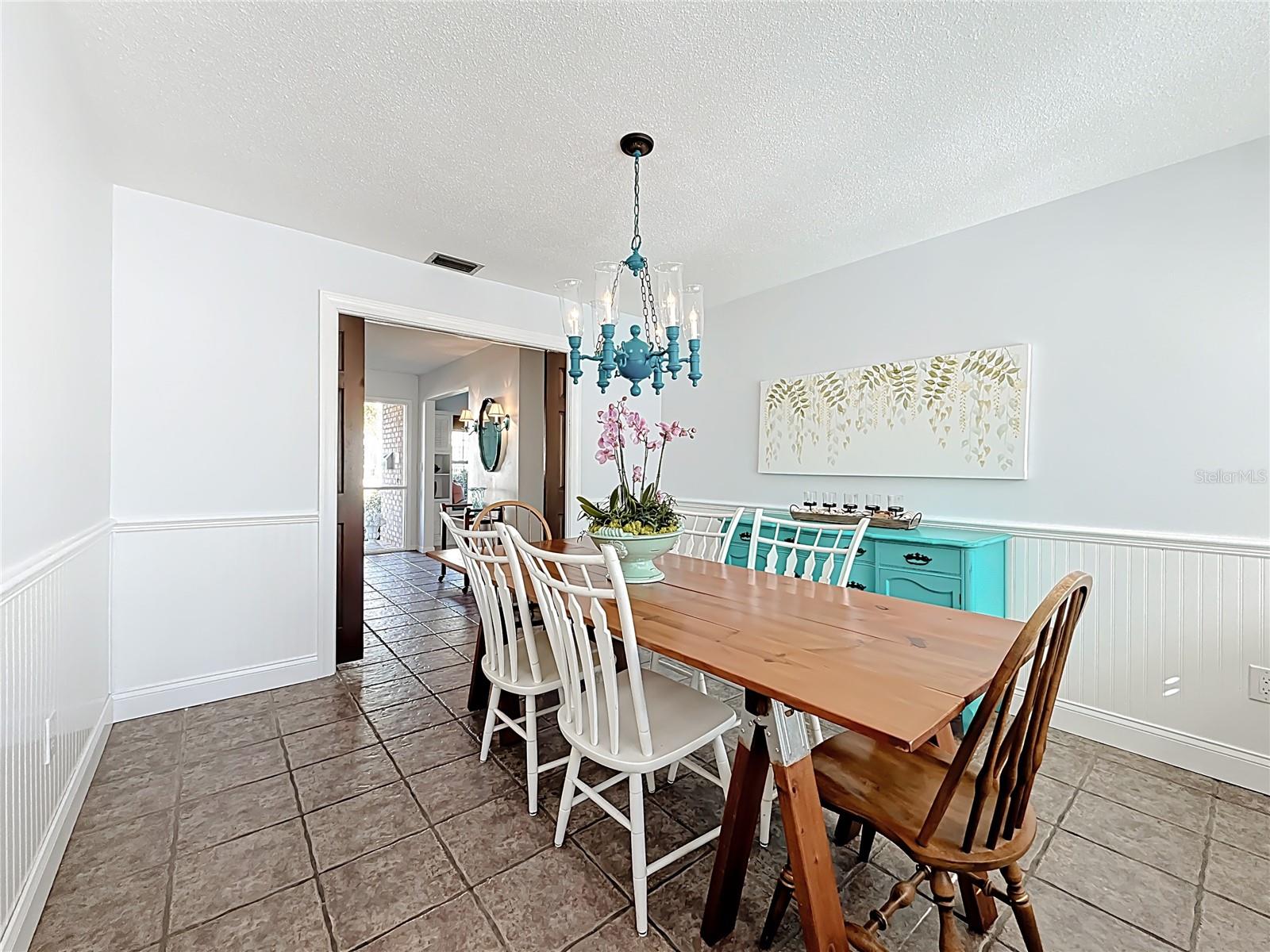 Image 26 of 91 For 7310 4th Avenue S