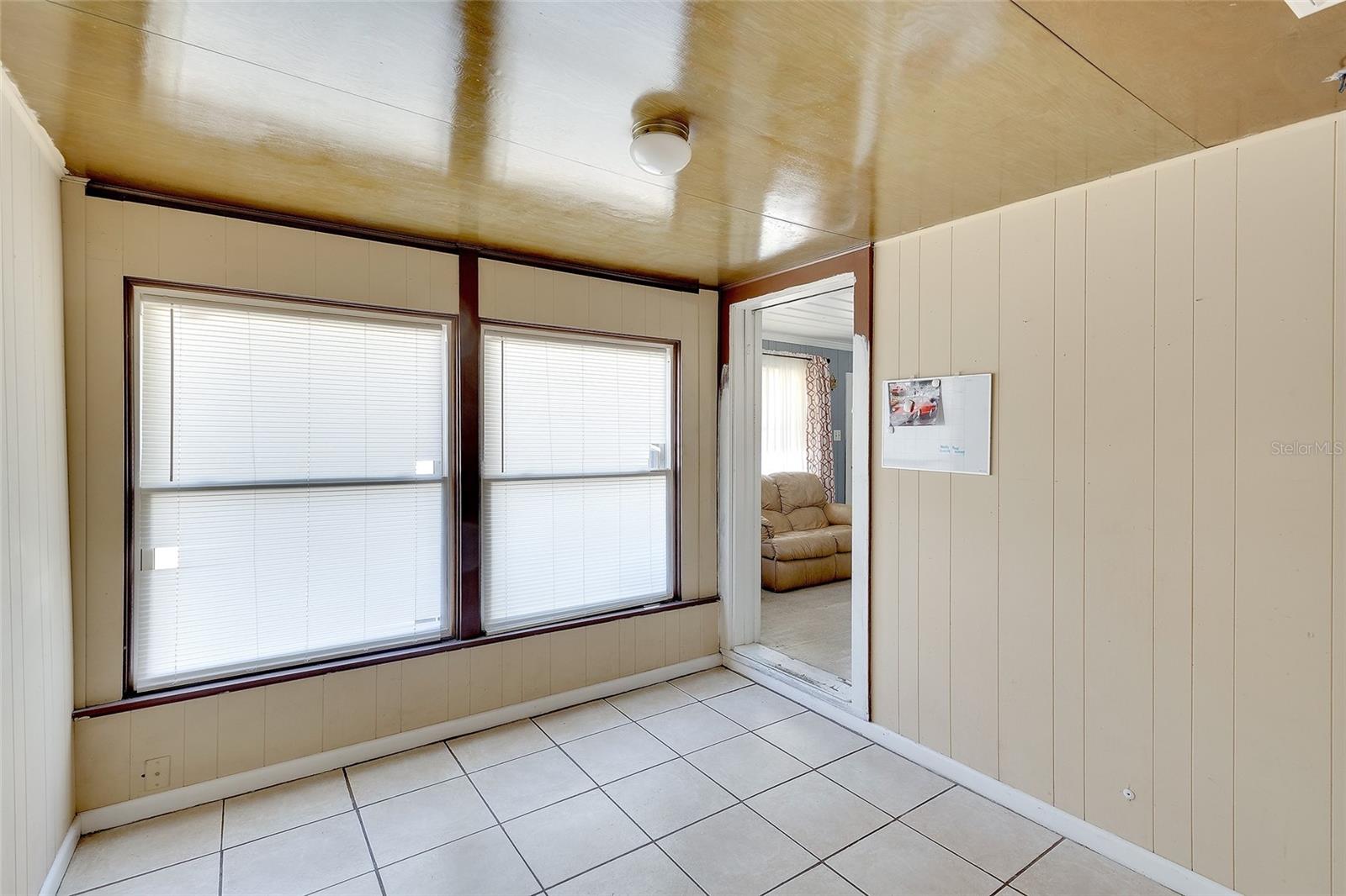 Image 12 of 34 For 2118 53rd Avenue W