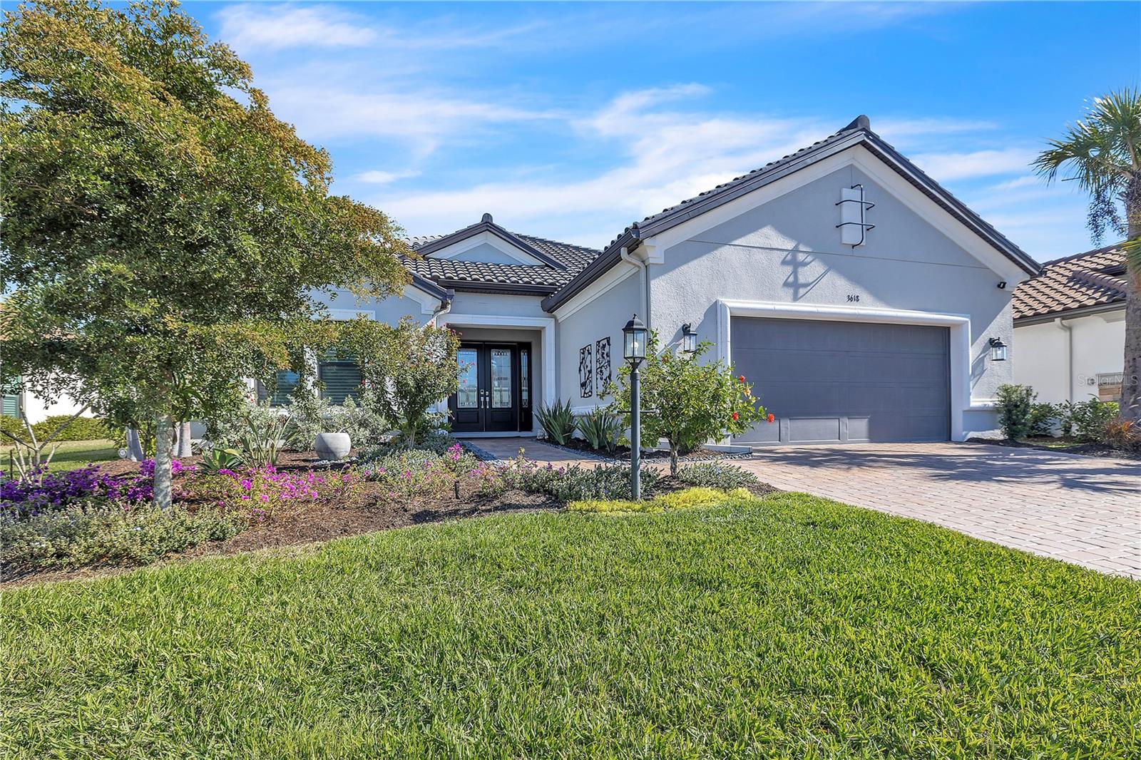 Image 3 of 100 For 3618 Santa Caterina Boulevard