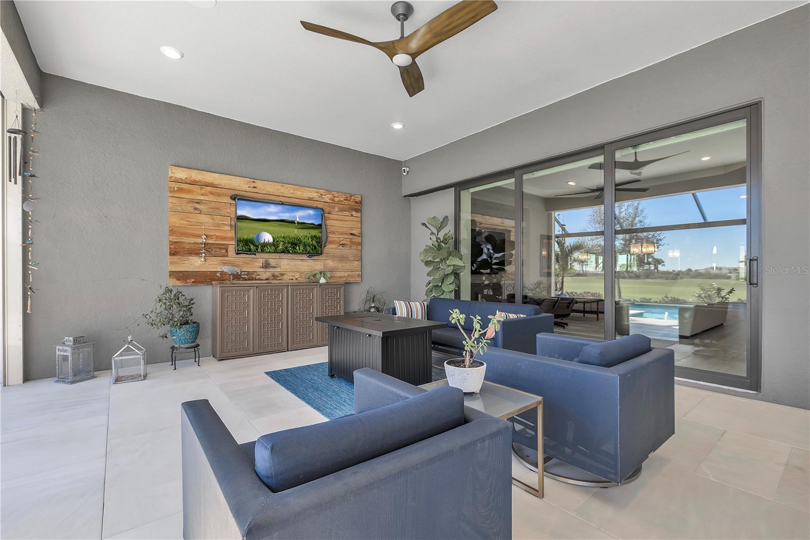 Image 61 of 100 For 3618 Santa Caterina Boulevard