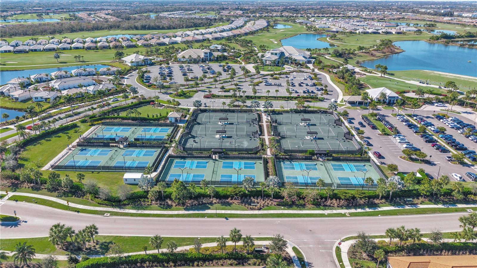 Image 93 of 100 For 3618 Santa Caterina Boulevard