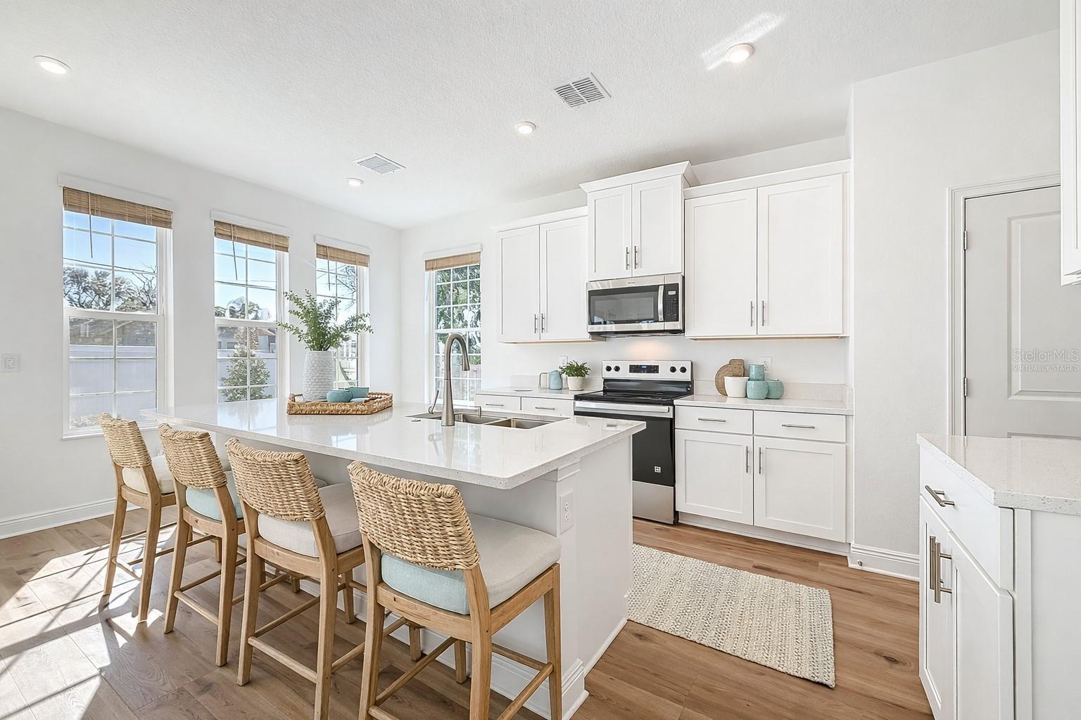 Image 10 of 80 For 1066 8th Avenue S