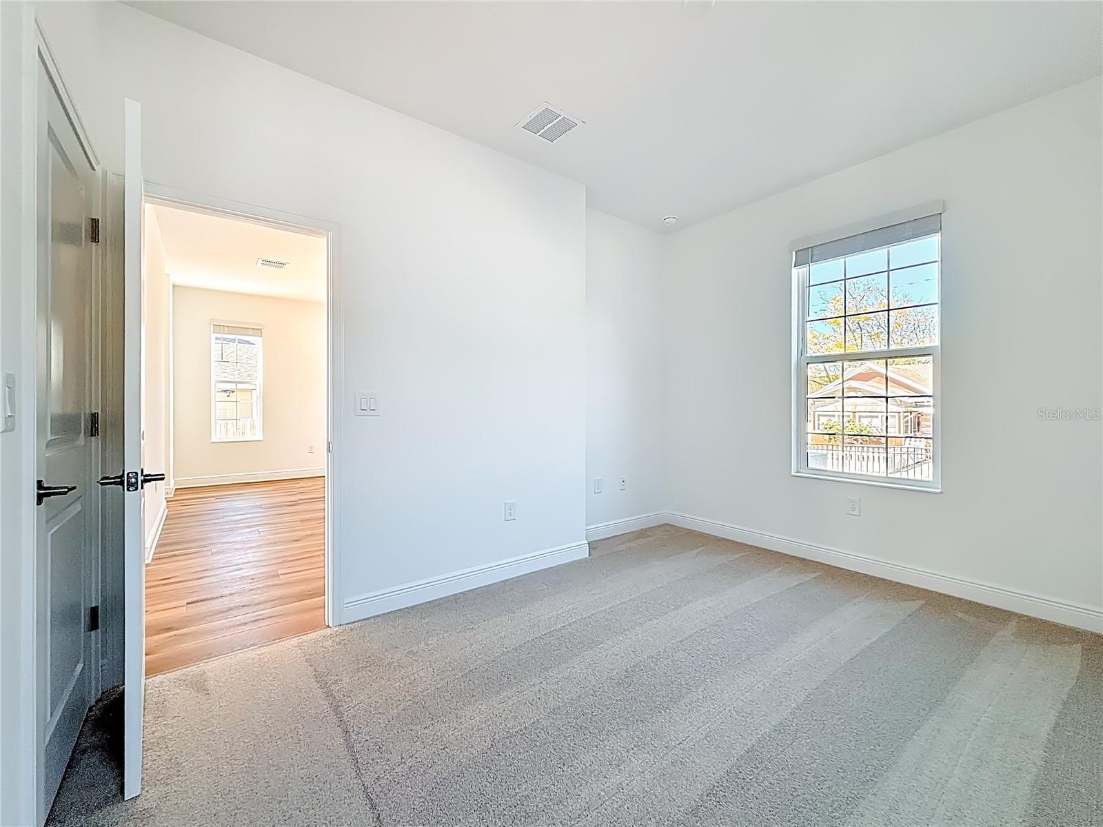 Image 32 of 80 For 1066 8th Avenue S