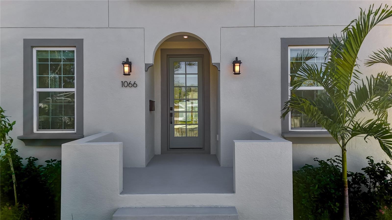 Image 4 of 80 For 1066 8th Avenue S