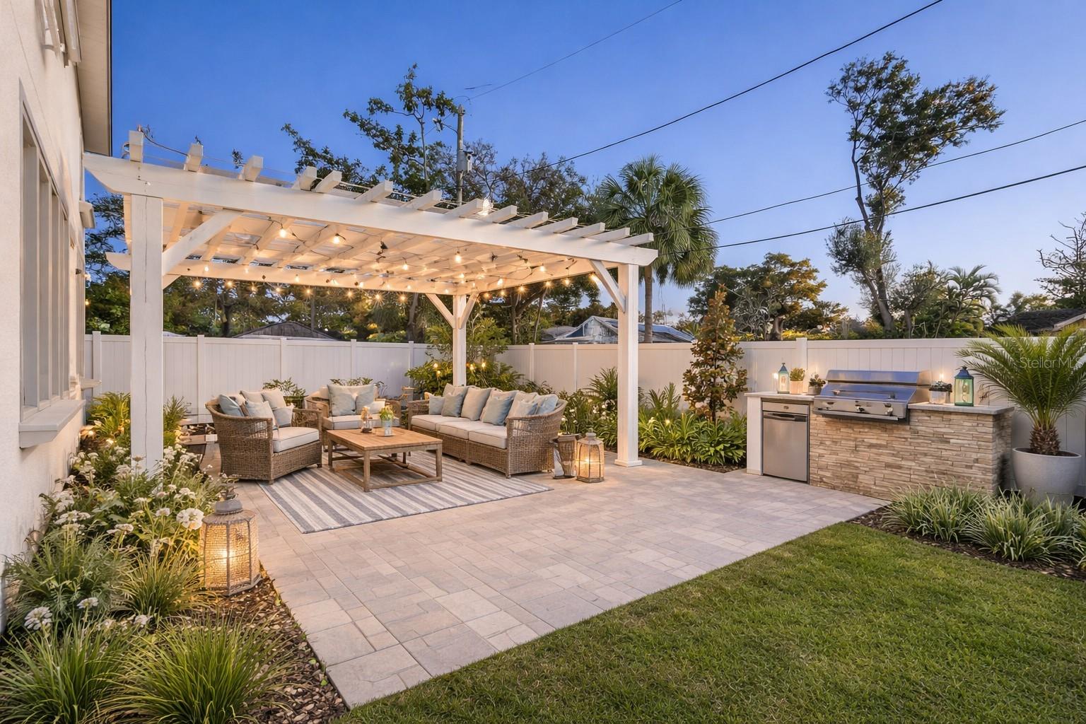 Image 68 of 80 For 1066 8th Avenue S