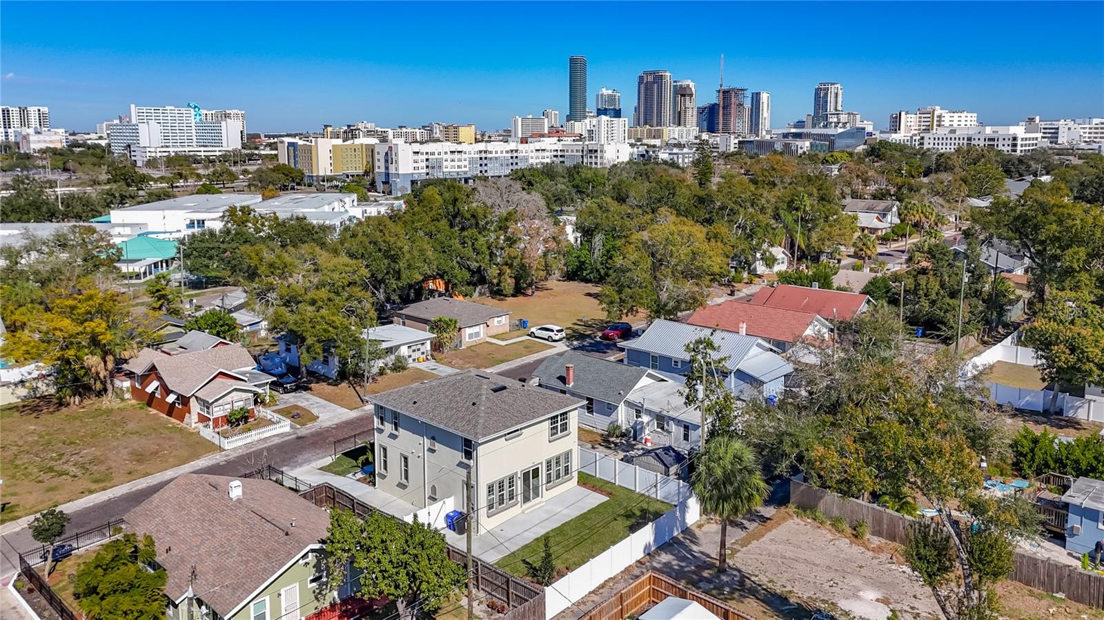 Image 72 of 80 For 1066 8th Avenue S