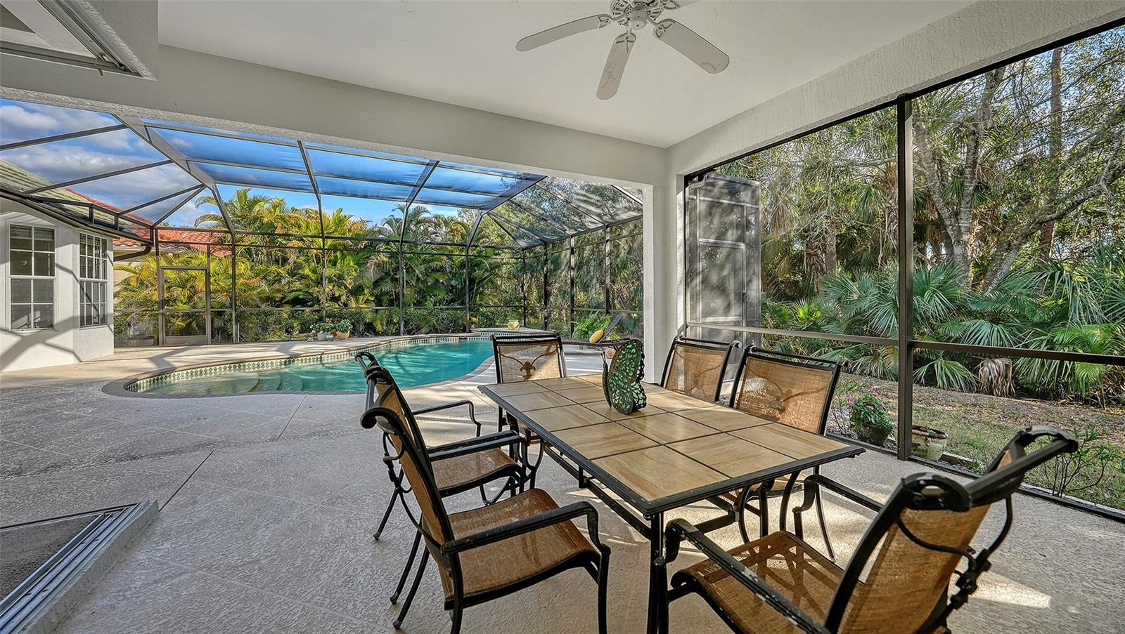 Image 35 of 38 For 9506 Royal Calcutta Place