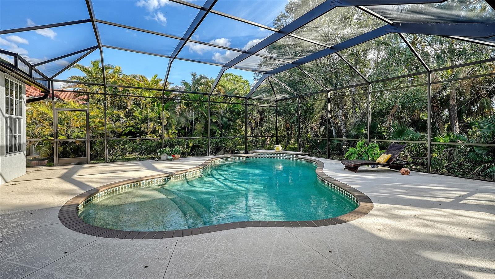 Image 36 of 38 For 9506 Royal Calcutta Place