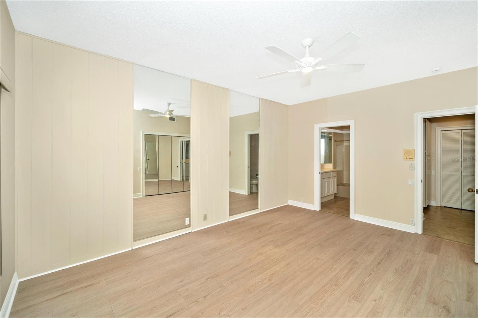 Image 40 of 55 For 7669 Fairway Woods Drive 704