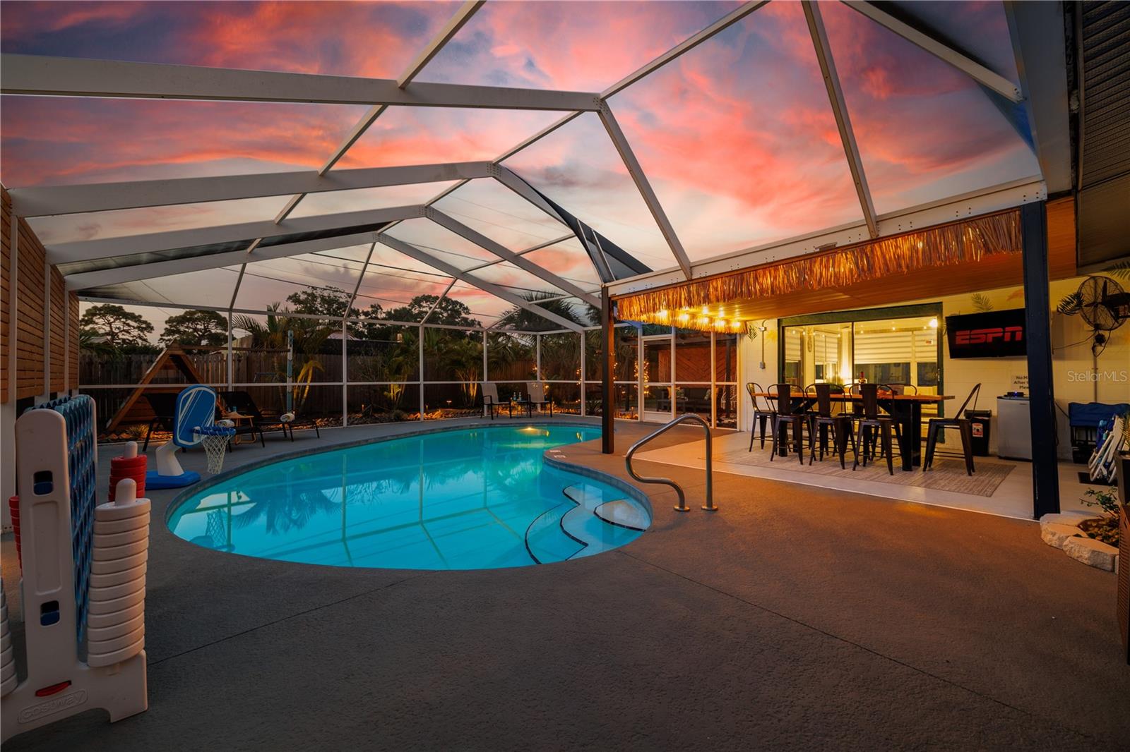 Image 3 of 25 For 8415 Iris Avenue