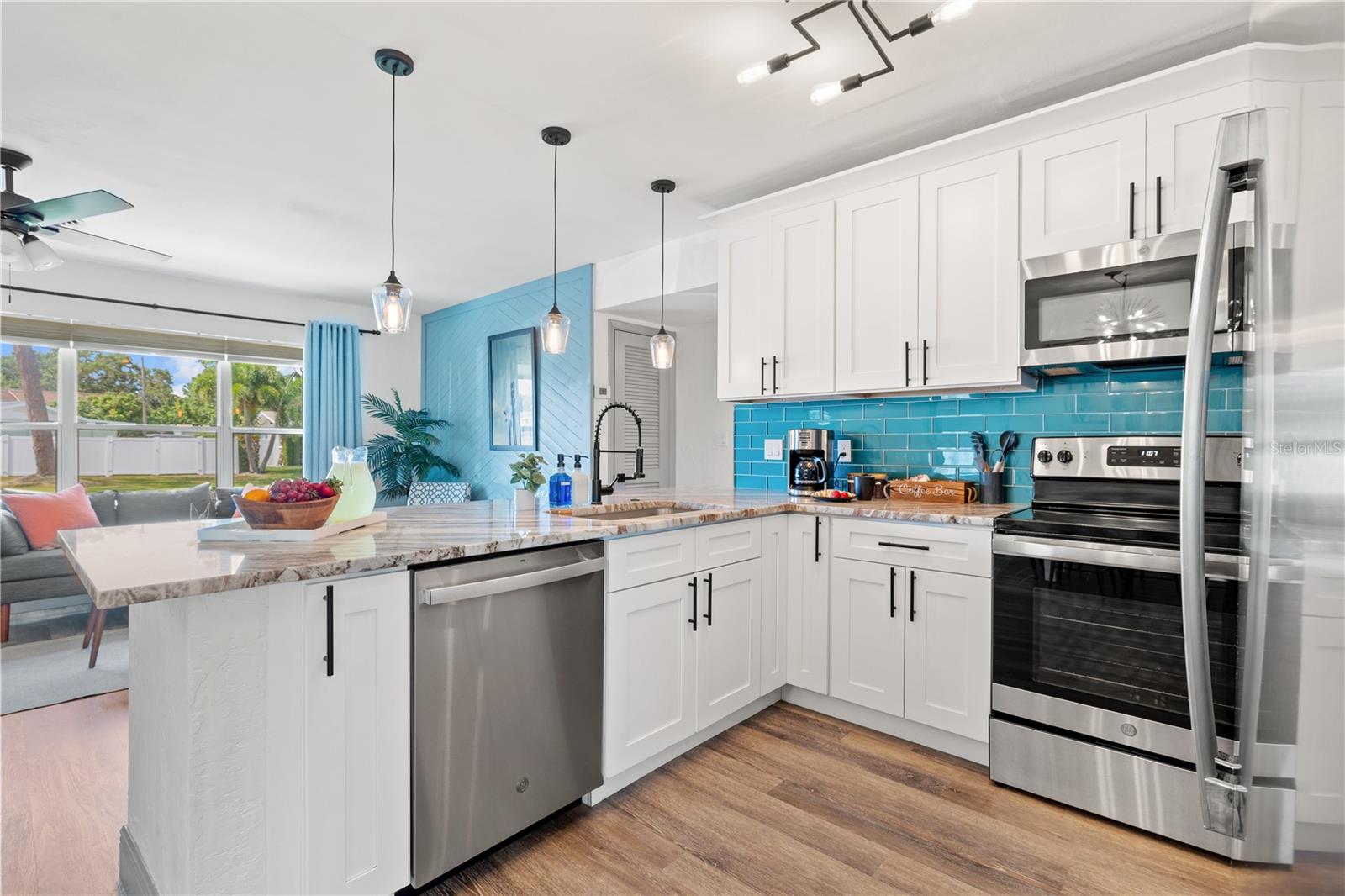 Image 6 of 25 For 8415 Iris Avenue