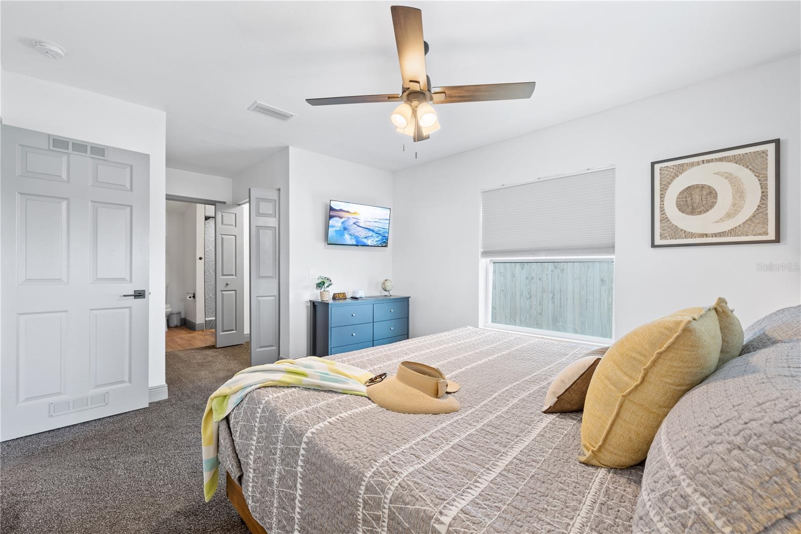 Image 9 of 25 For 8415 Iris Avenue