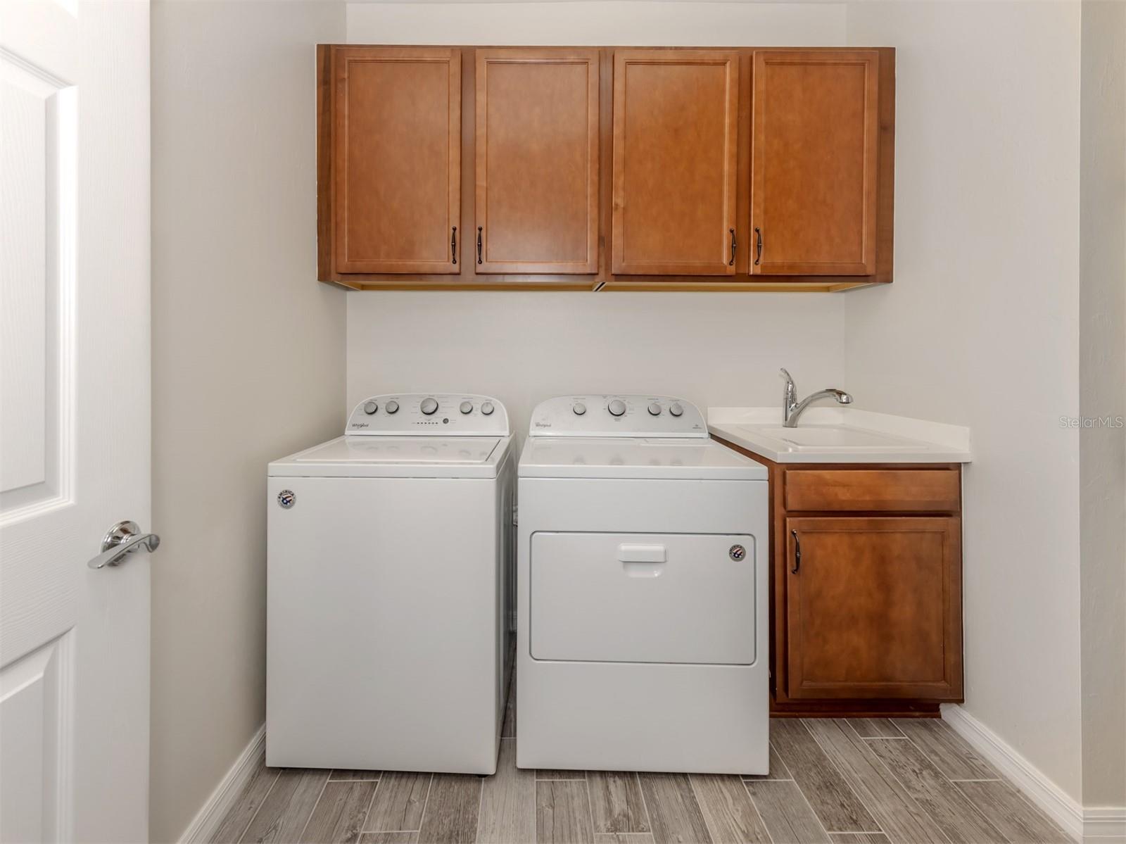 Image 25 of 43 For 13678 Yelma Street