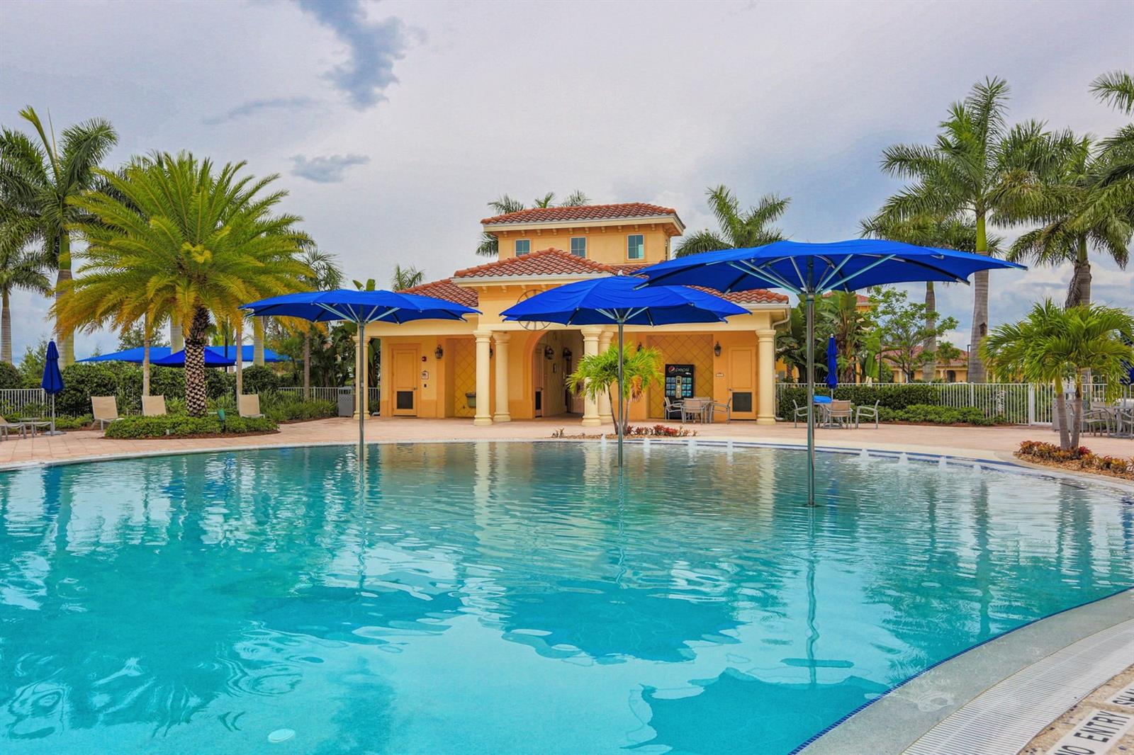 Image 38 of 43 For 13678 Yelma Street