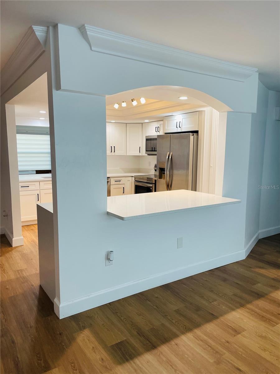 Image 11 of 32 For 3014 Southern Parkway W