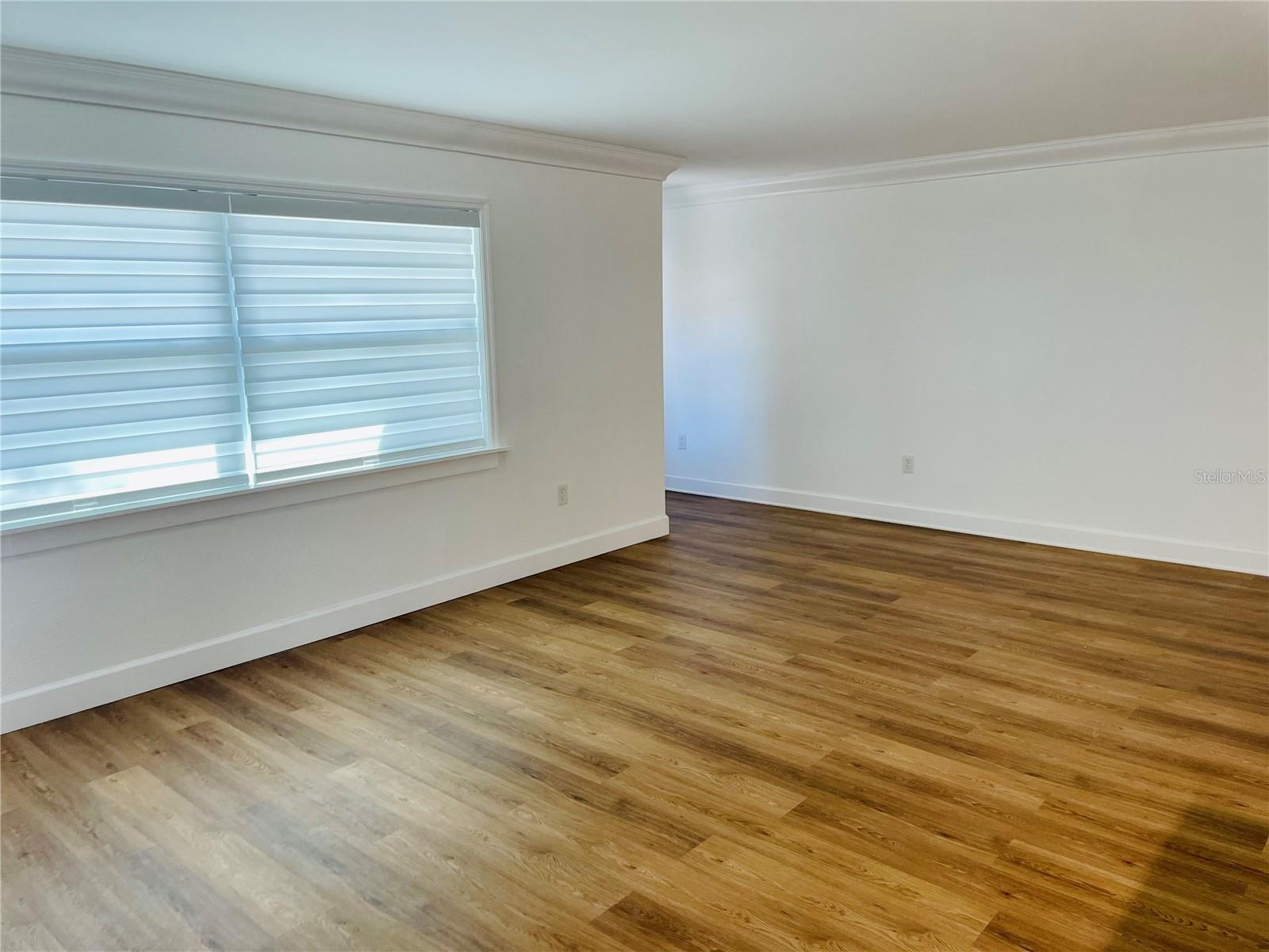 Image 13 of 32 For 3014 Southern Parkway W