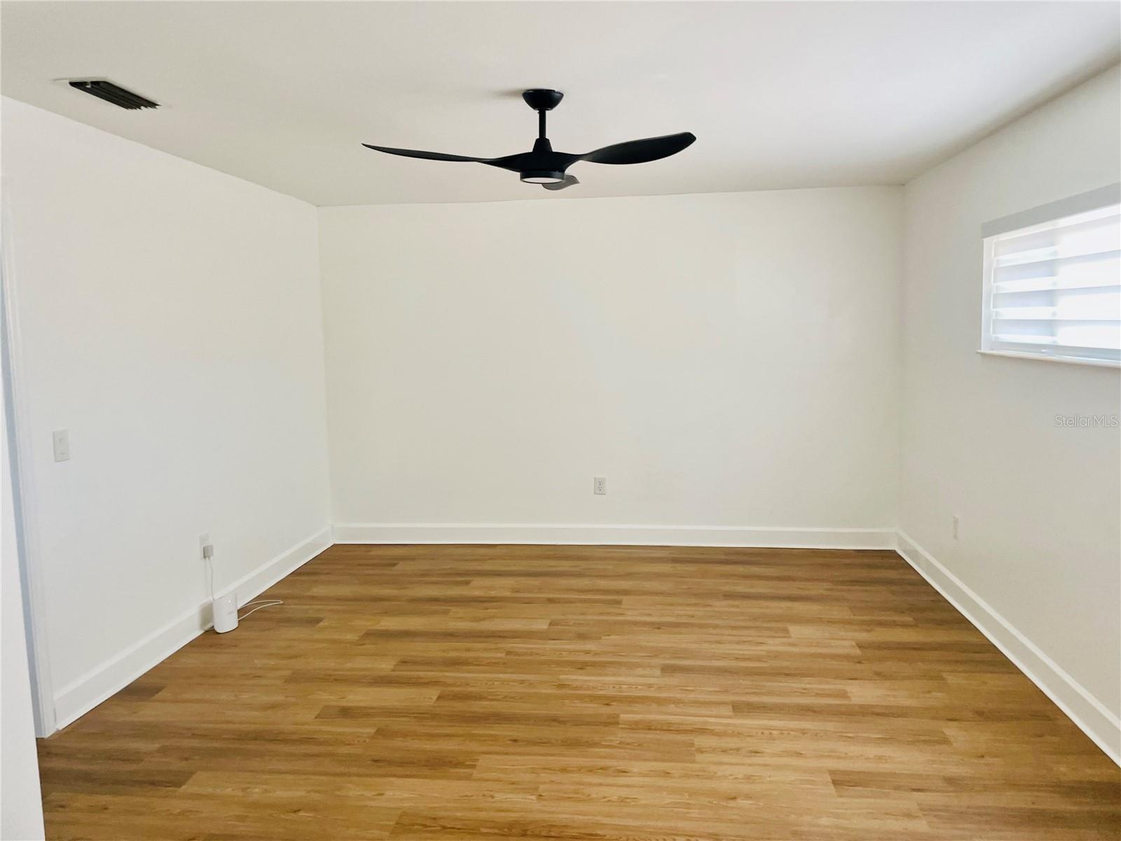 Image 14 of 32 For 3014 Southern Parkway W