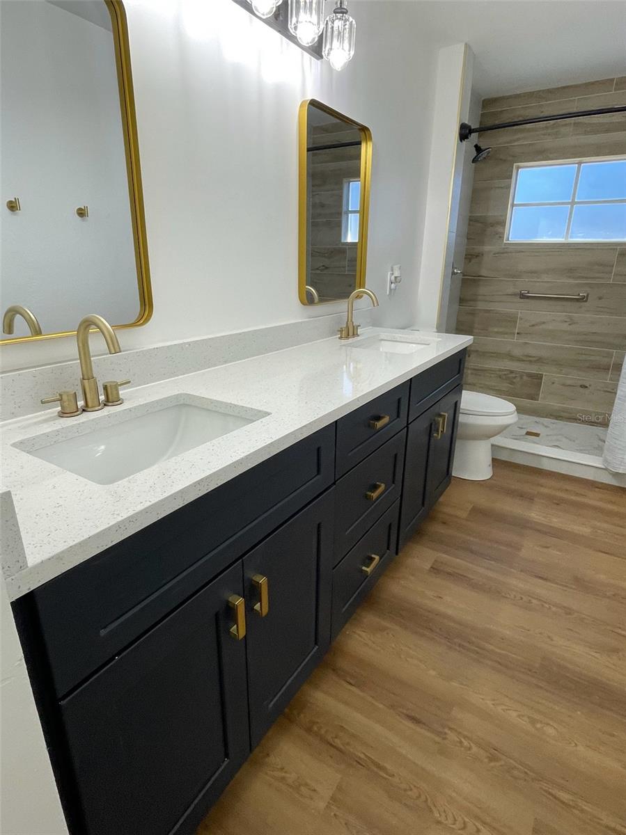 Image 16 of 32 For 3014 Southern Parkway W