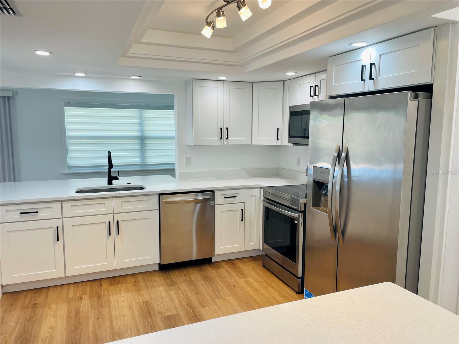 Image 4 of 32 For 3014 Southern Parkway W