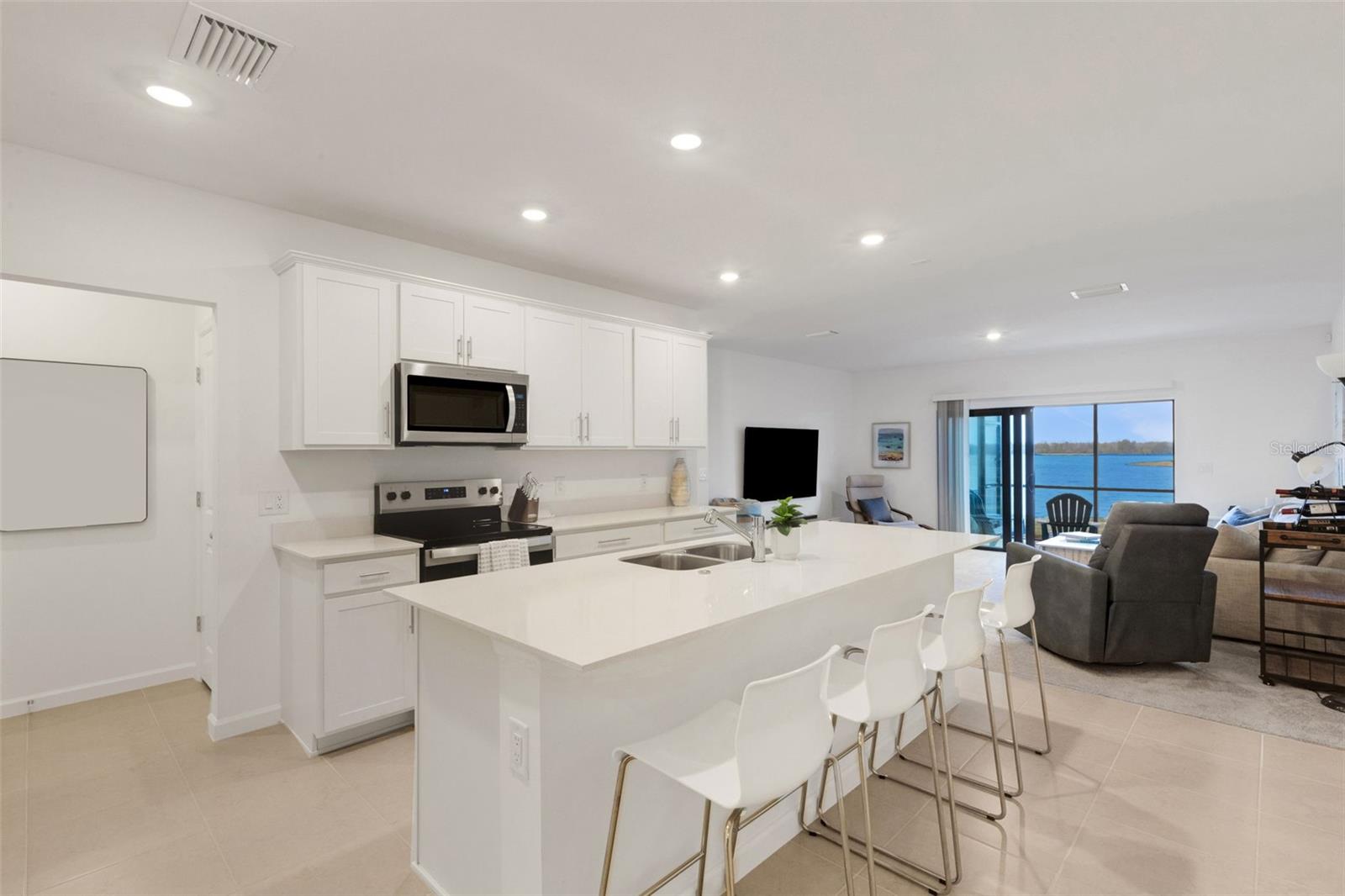 Image 3 of 45 For 6352 Silverstar Drive