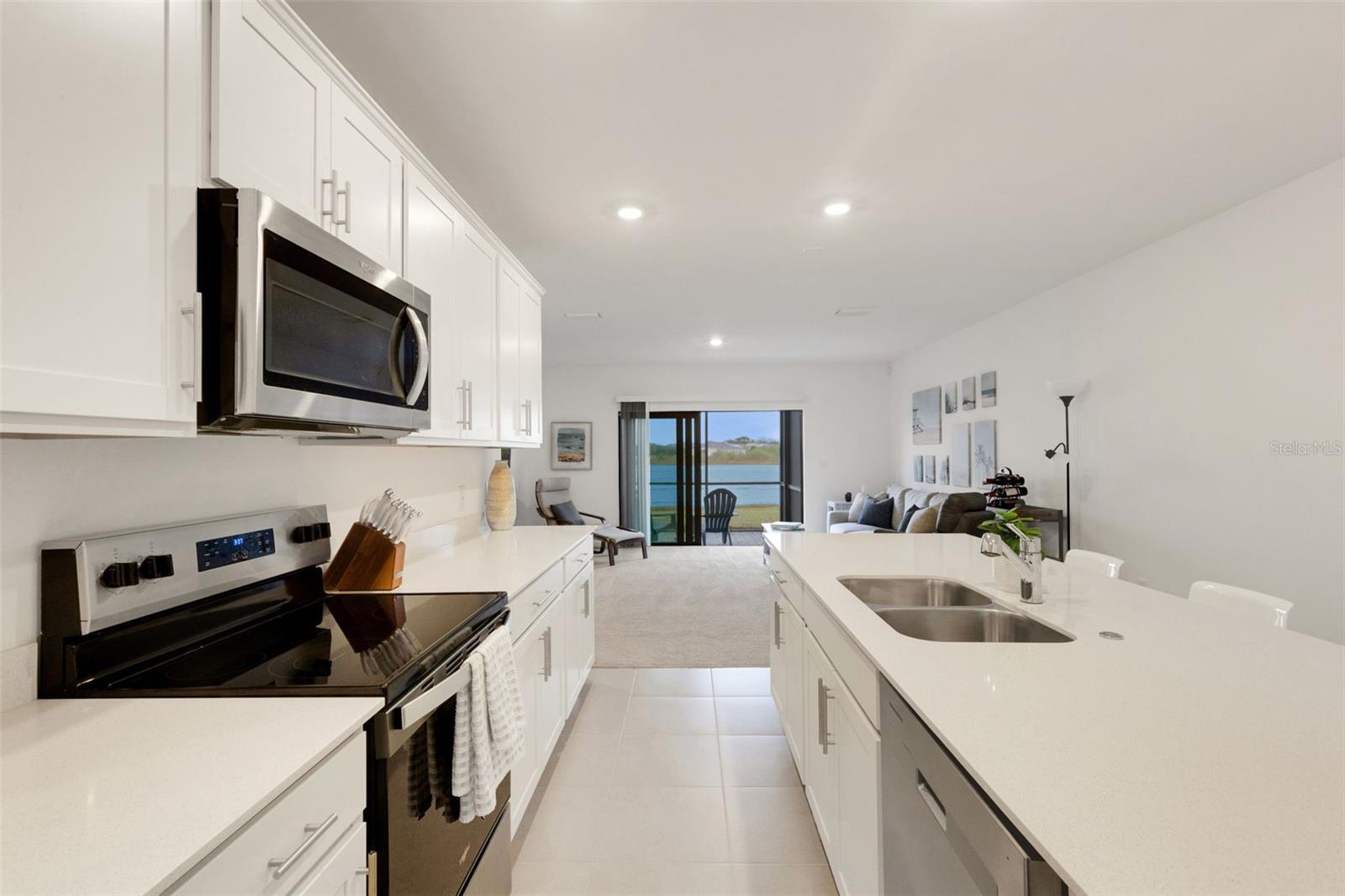 Image 4 of 45 For 6352 Silverstar Drive