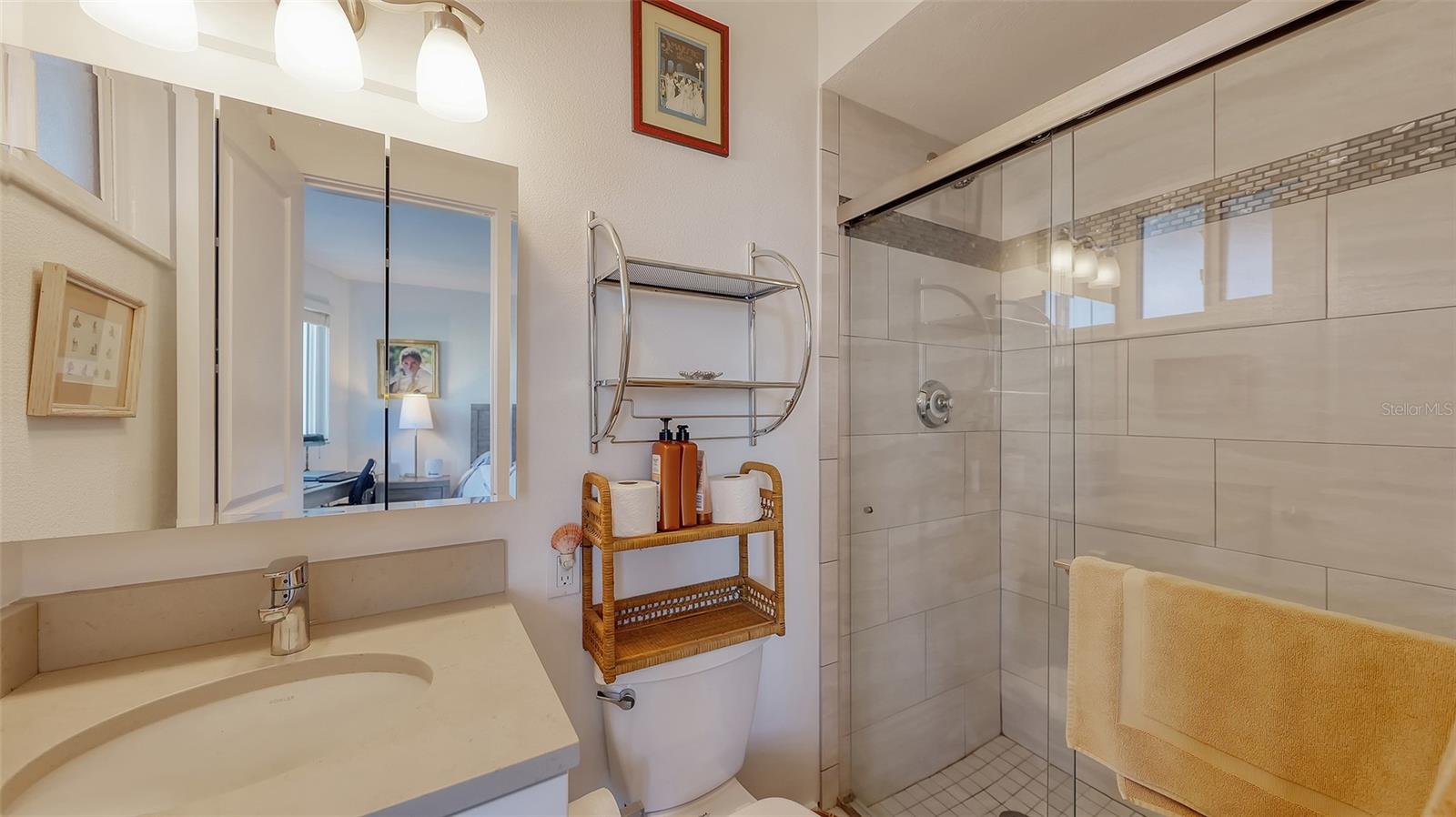 Image 23 of 46 For 771 John Ringling Boulevard 2