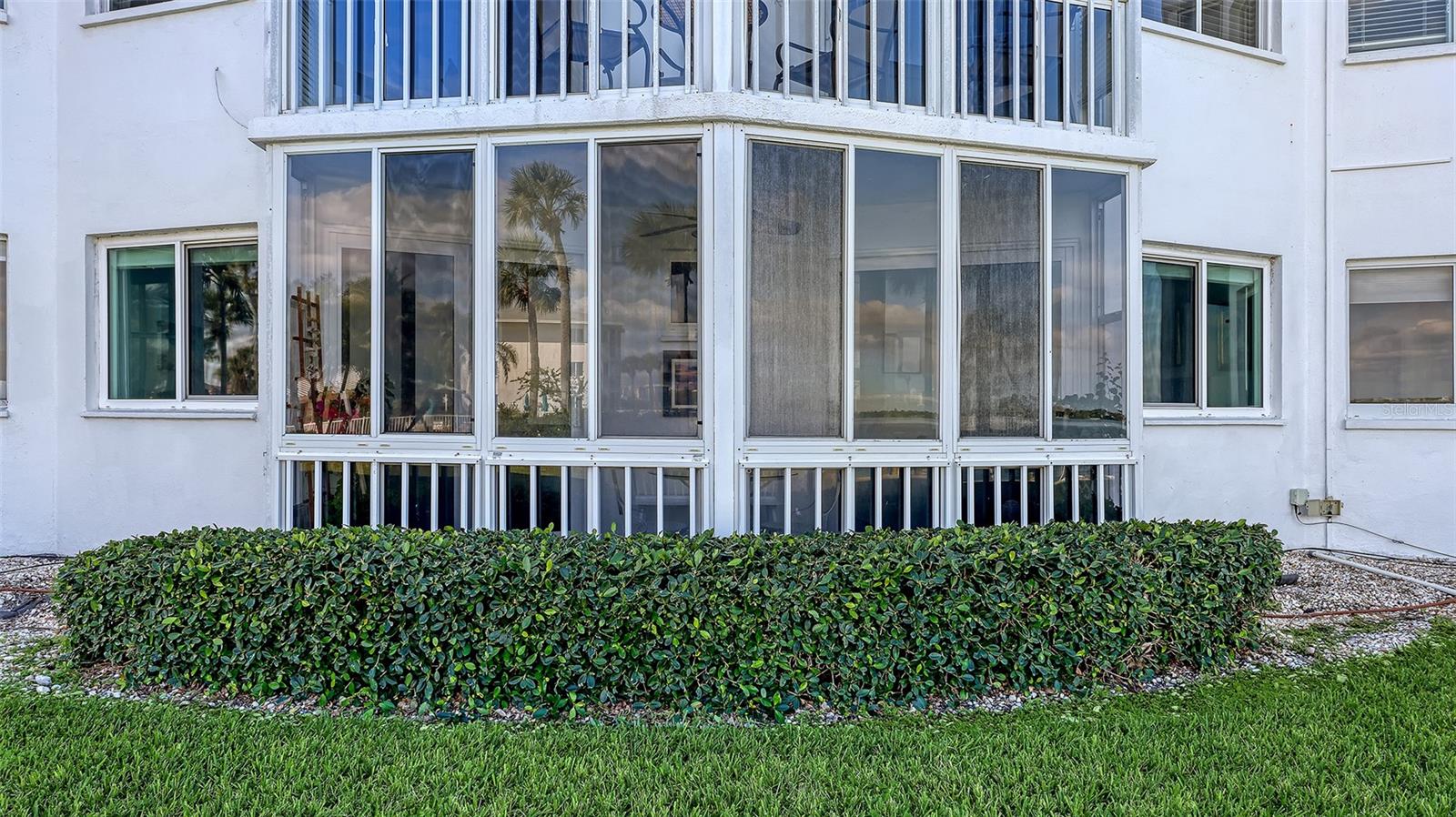 Image 28 of 46 For 771 John Ringling Boulevard 2