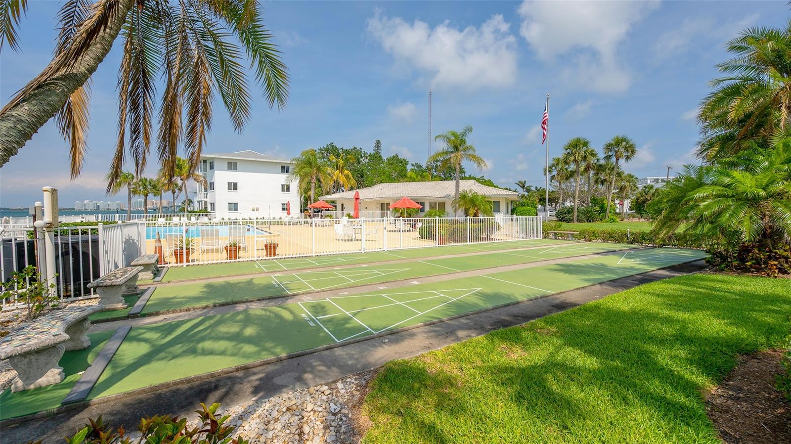 Image 34 of 46 For 771 John Ringling Boulevard 2