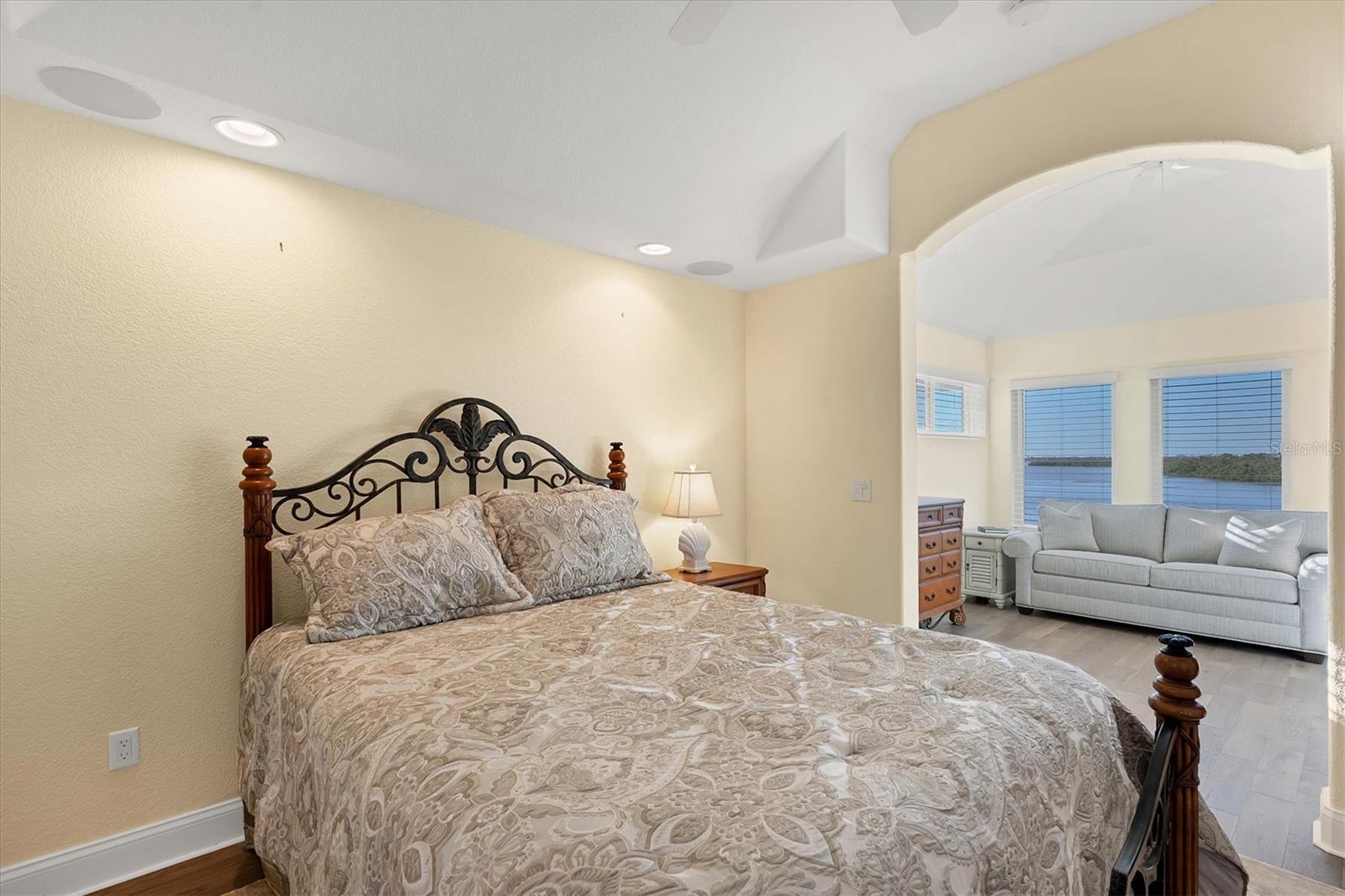 Image 42 of 65 For 1910 Oregon Trail