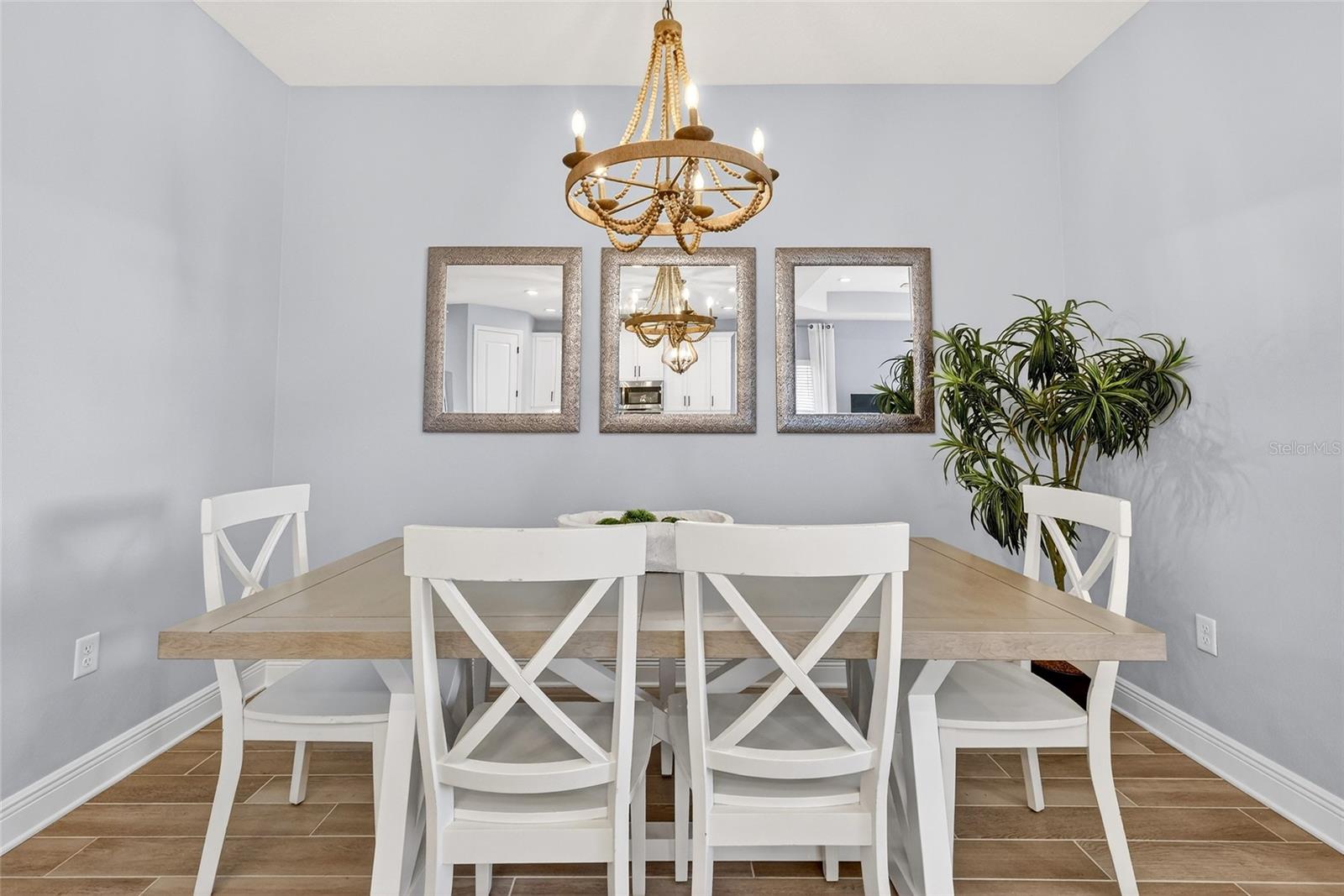 Image 11 of 62 For 12726 Aquamarine Avenue