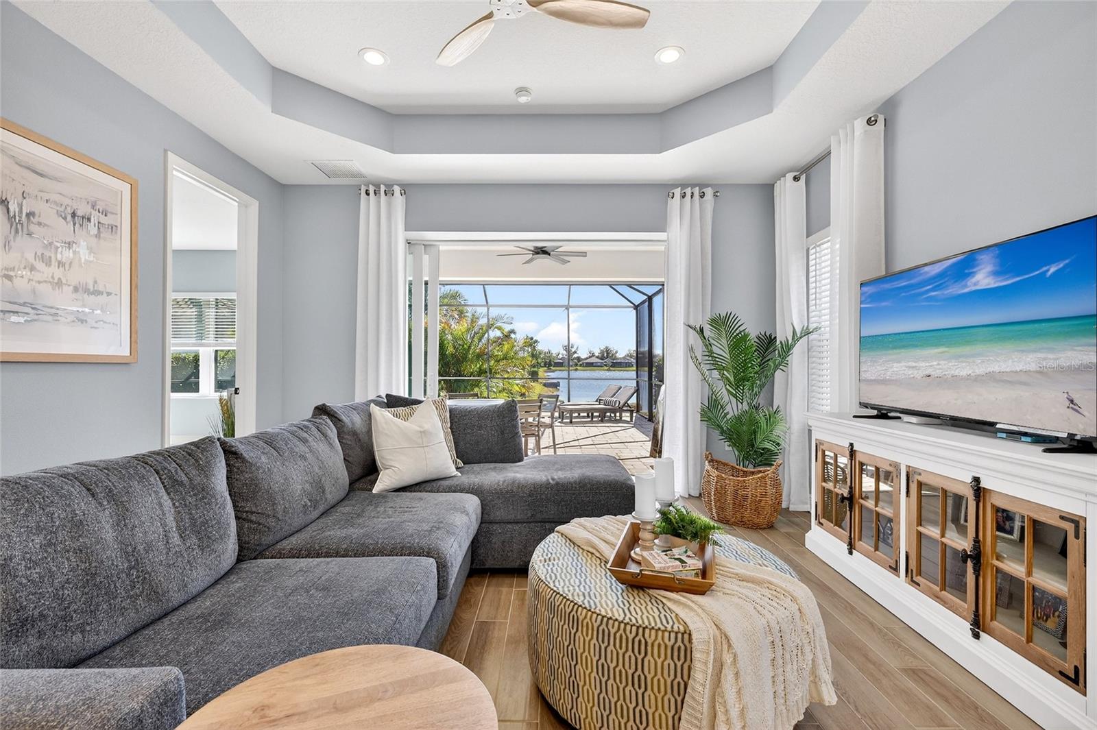 Image 17 of 62 For 12726 Aquamarine Avenue