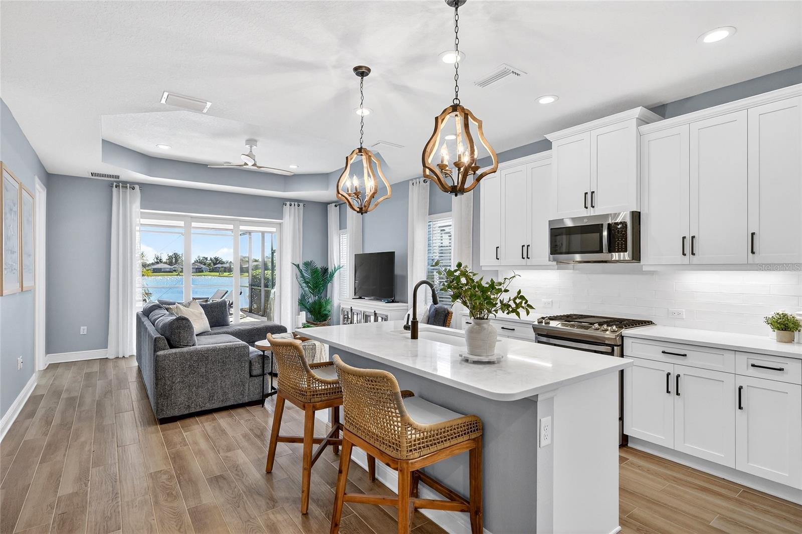 Image 2 of 62 For 12726 Aquamarine Avenue