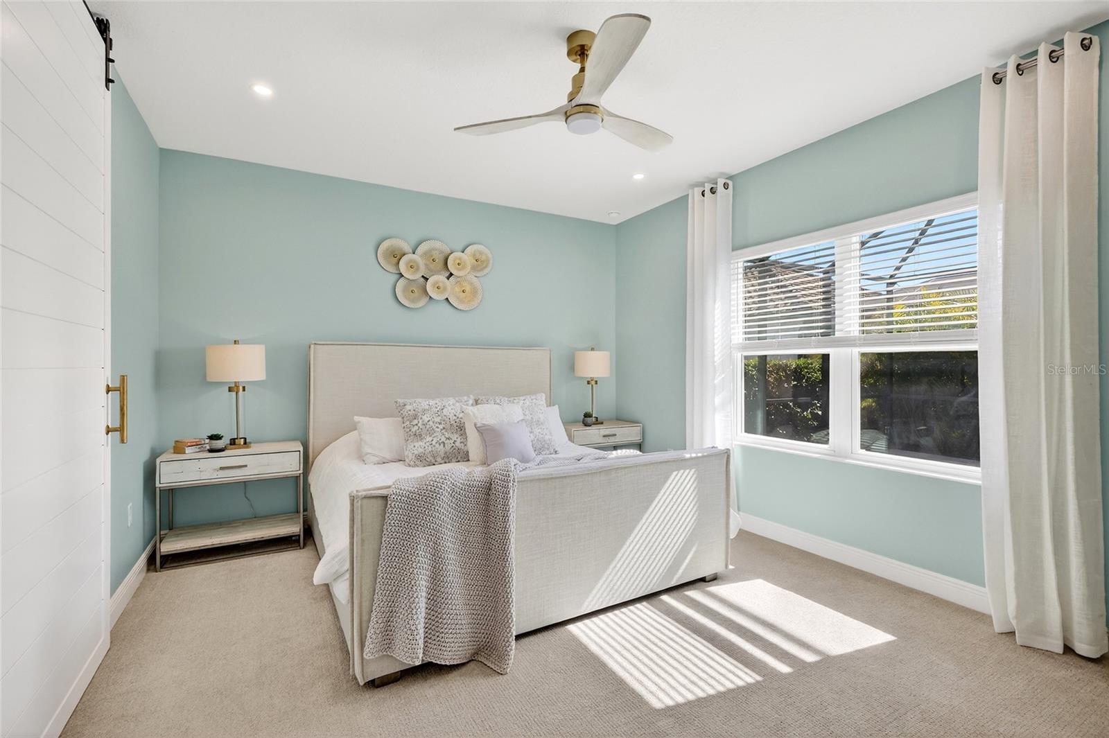 Image 23 of 62 For 12726 Aquamarine Avenue