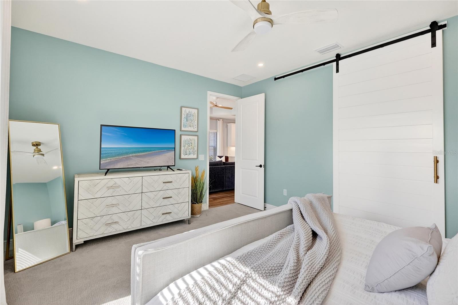 Image 24 of 62 For 12726 Aquamarine Avenue