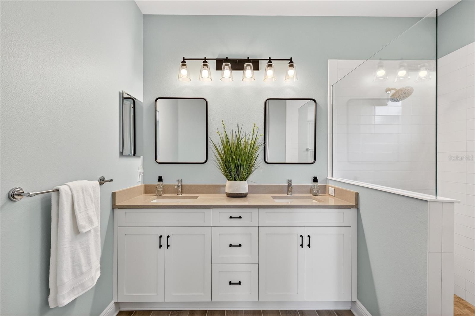 Image 25 of 62 For 12726 Aquamarine Avenue