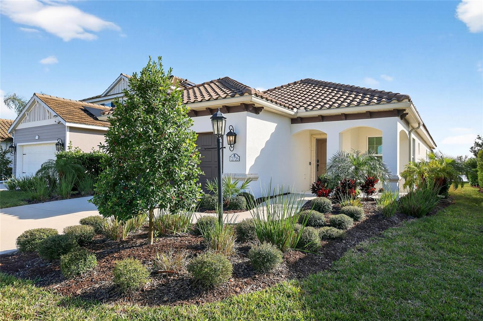 Image 4 of 62 For 12726 Aquamarine Avenue