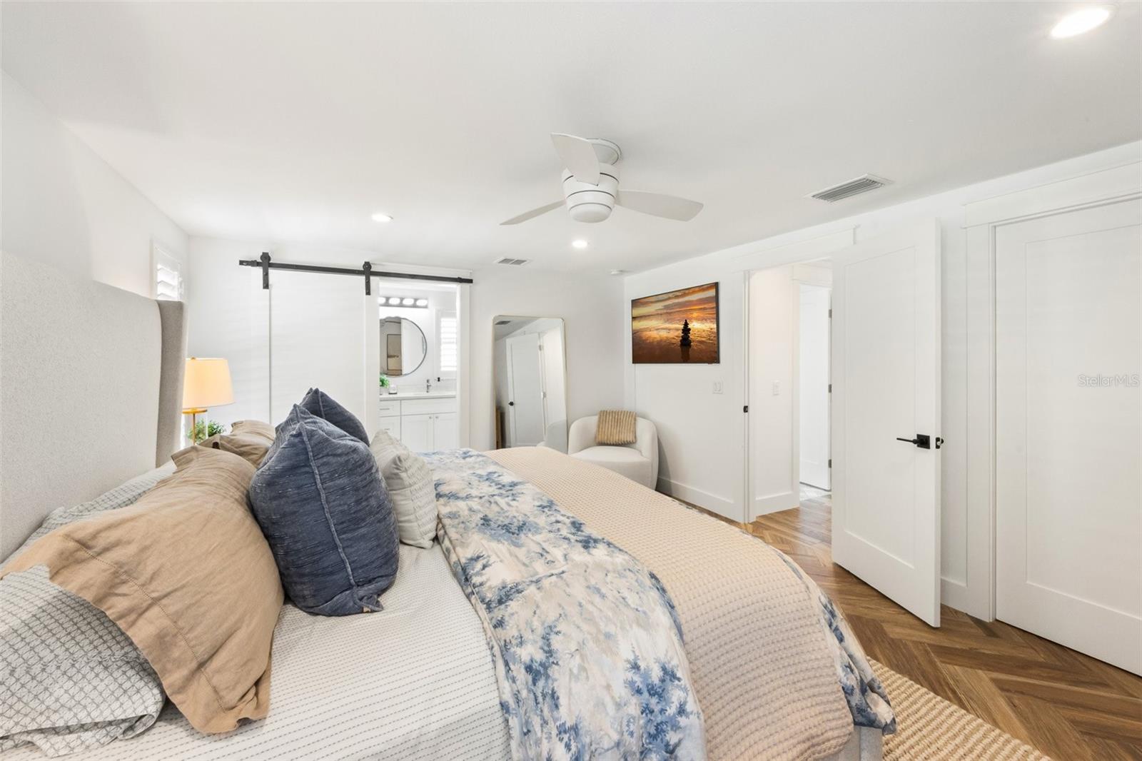 Image 14 of 49 For 625 Dundee Lane