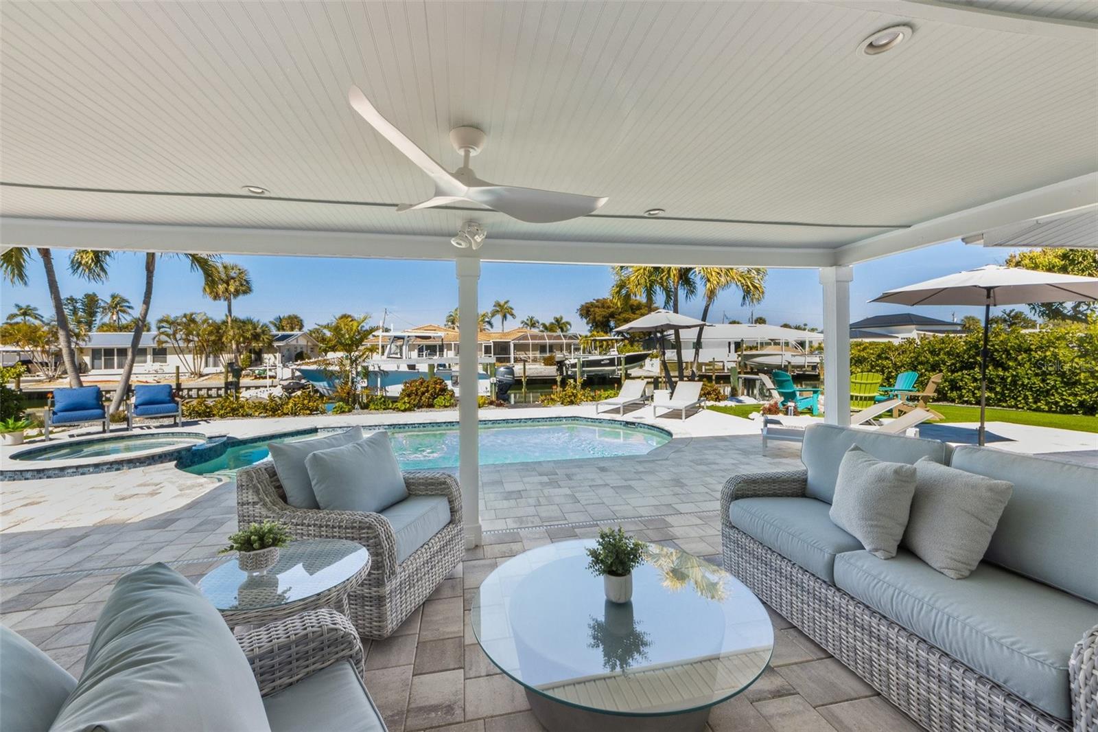 Image 23 of 49 For 625 Dundee Lane