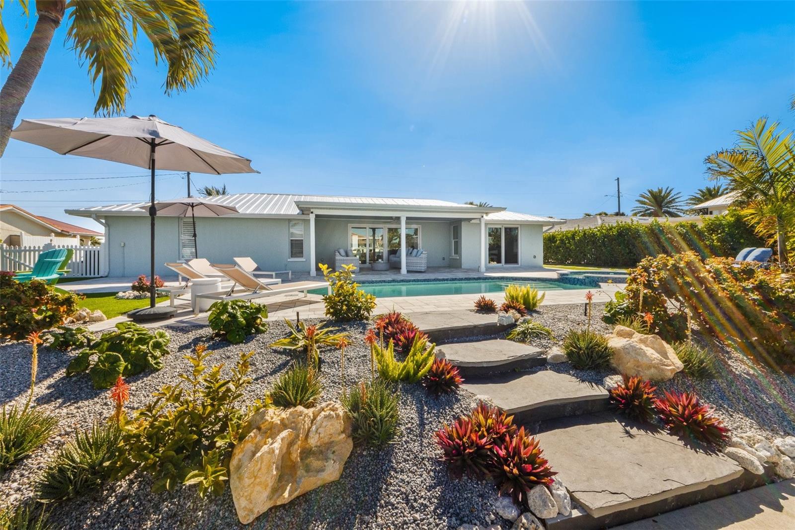 Image 28 of 49 For 625 Dundee Lane