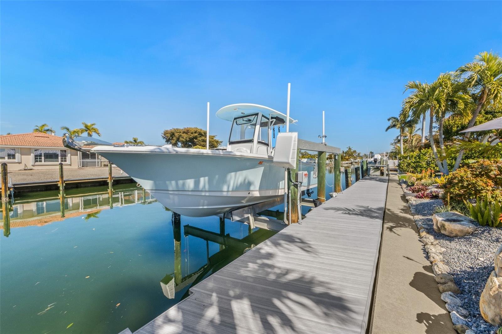 Image 32 of 49 For 625 Dundee Lane